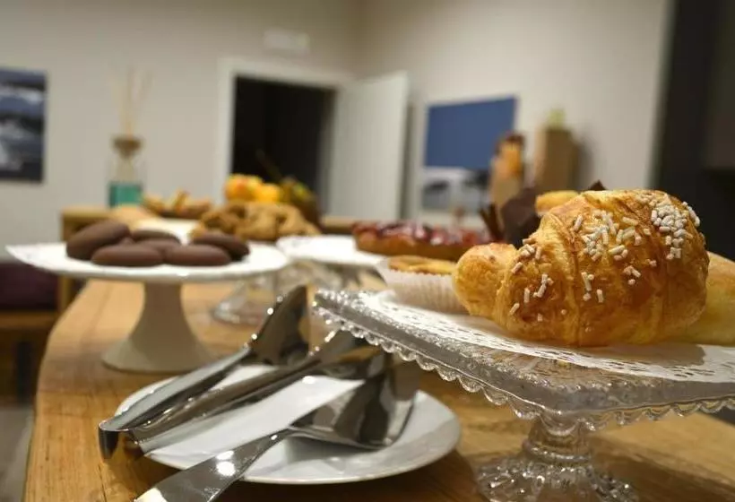 ベッドアンドブレックファースト Daman Rooms & Breakfast