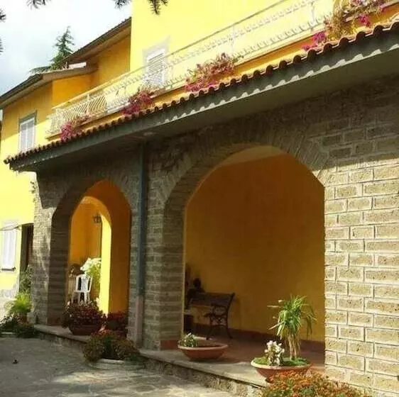 Aamiaismajoitus (B&B) Forum Cassii