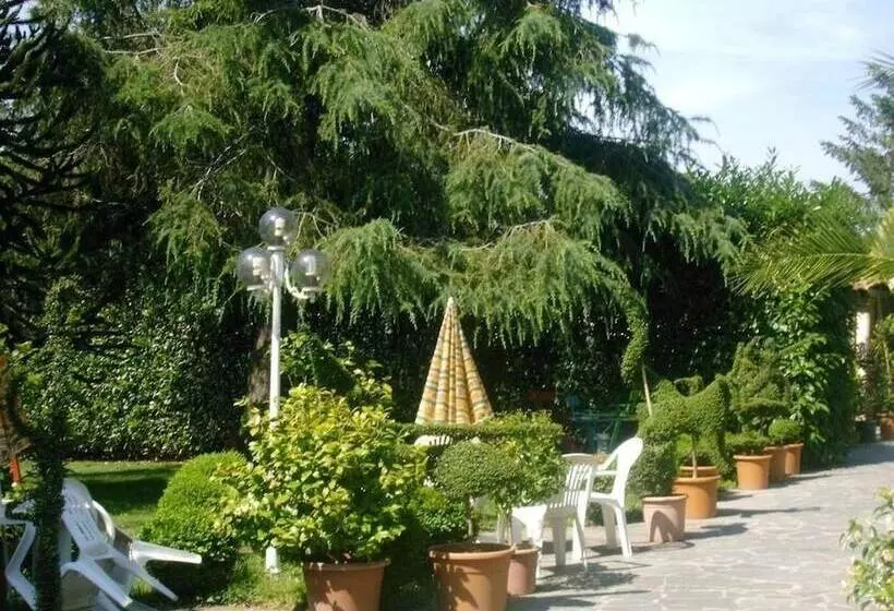 Aamiaismajoitus (B&B) Forum Cassii