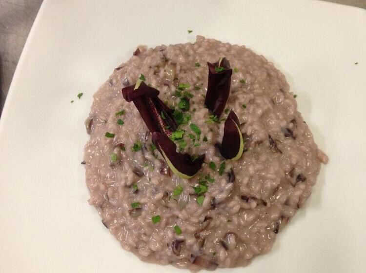 Отель Albergo Ristorante Flora