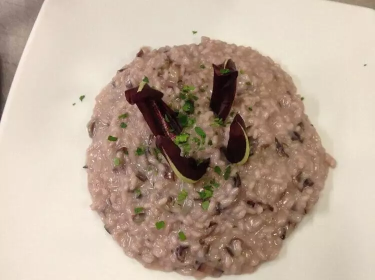 ホテル Albergo Ristorante Flora