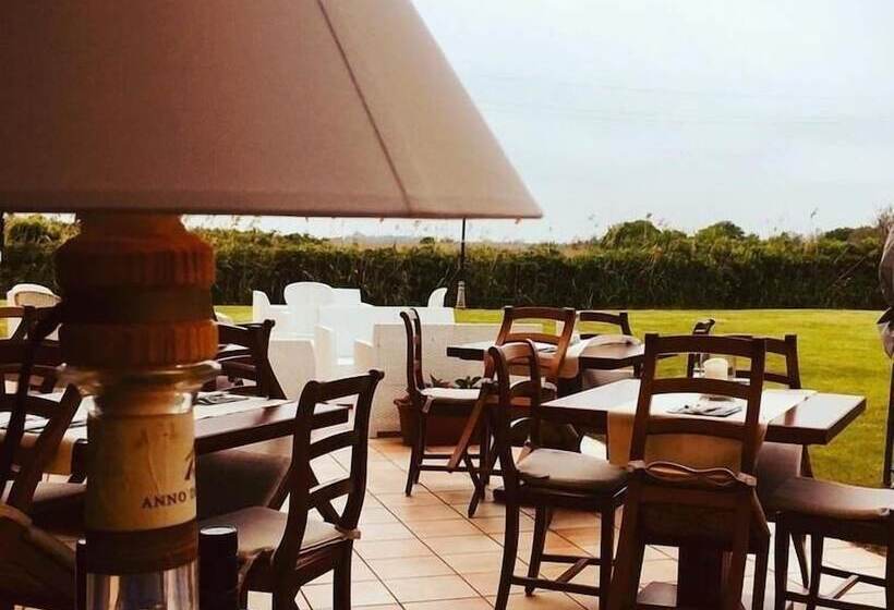 ホテル Il Paradello Albergo Ristorante