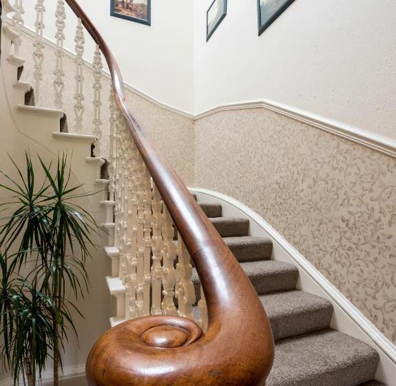 Willows Bed & Breakfast