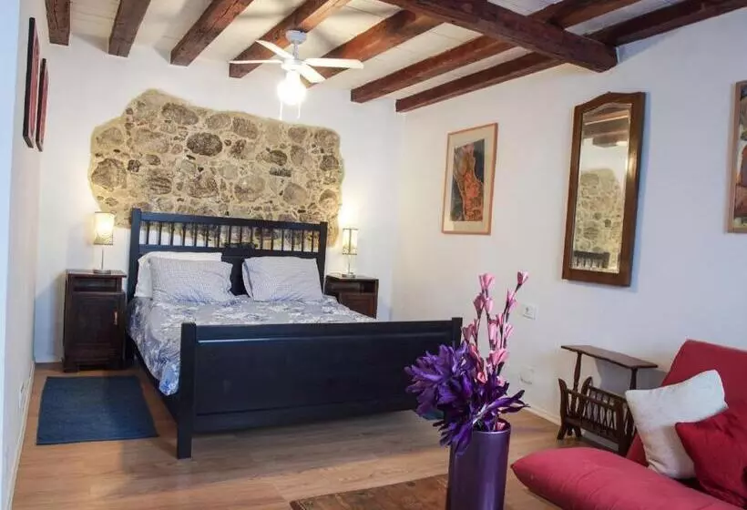 تختخواب و صبحانه Apartments Hemingway House