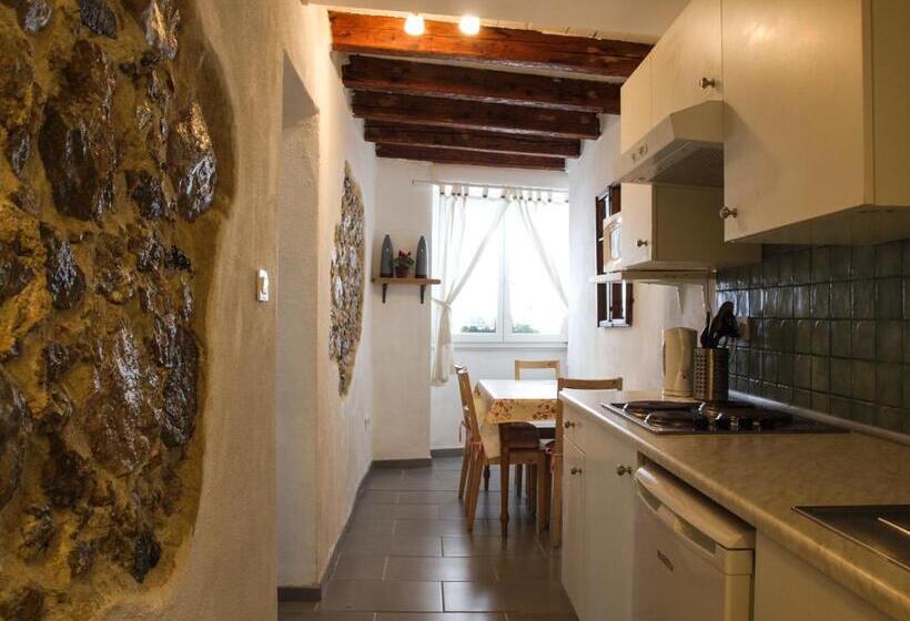 تختخواب و صبحانه Apartments Hemingway House