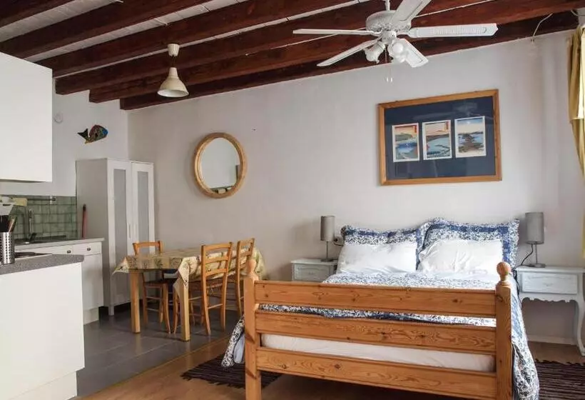 تختخواب و صبحانه Apartments Hemingway House
