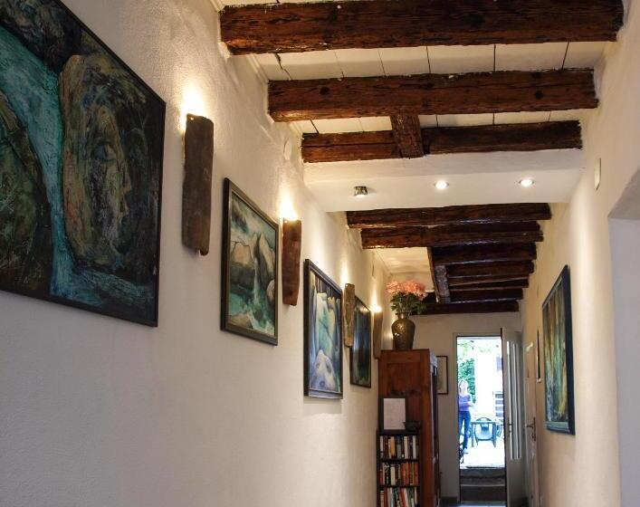 تختخواب و صبحانه Apartments Hemingway House