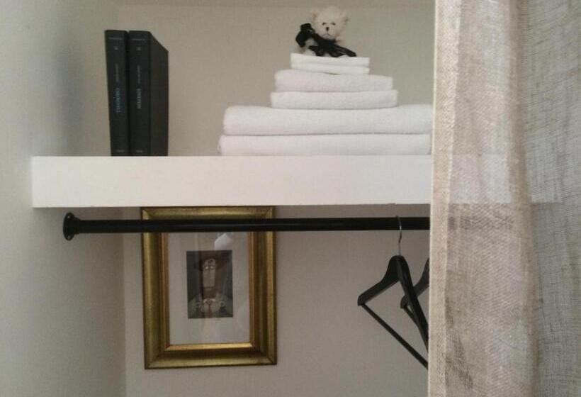 تختخواب و صبحانه House System