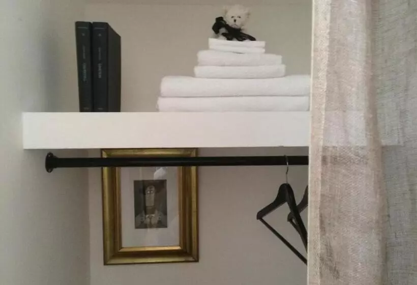 ベッドアンドブレックファースト House System