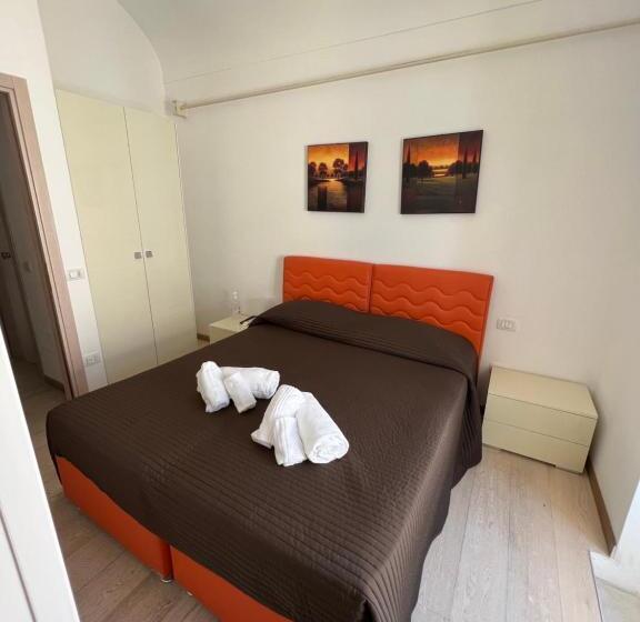 مبيت وإفطار Plaza Rooms