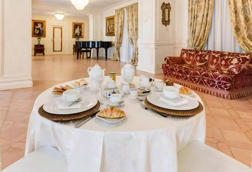 Aamiaismajoitus (B&B) Villa Strampelli