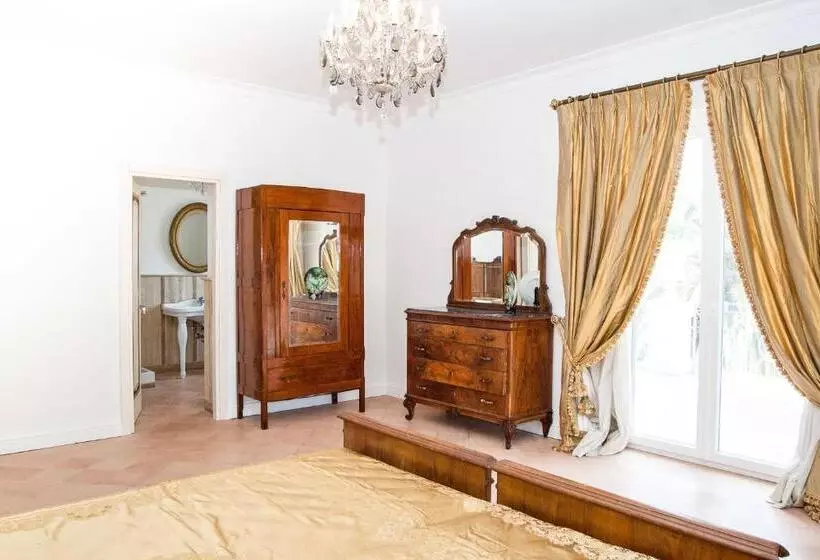 Aamiaismajoitus (B&B) Villa Strampelli