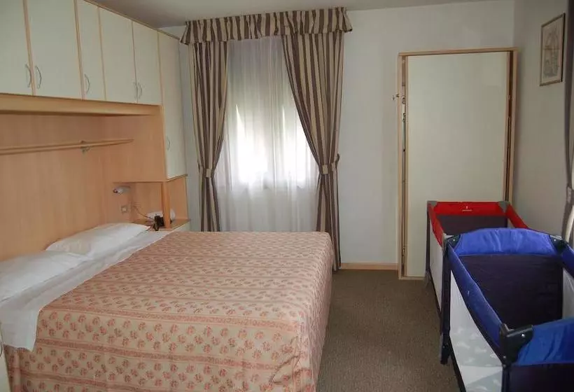 Family Hotel Primavera