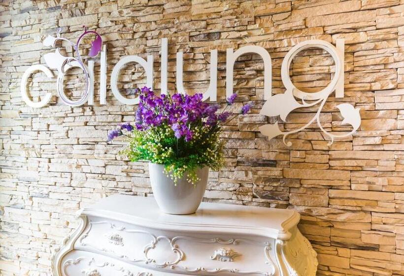 Отель Calaluna