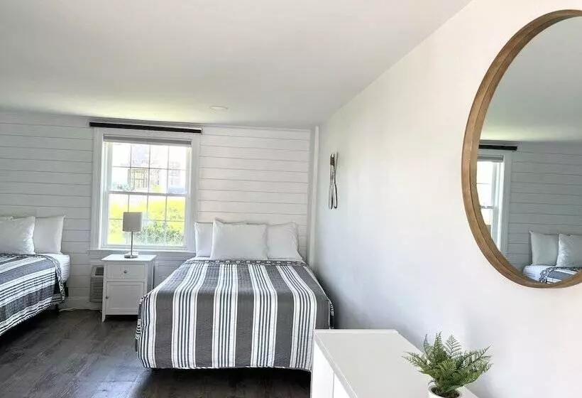 Hotelli Kingfisher Oceanside