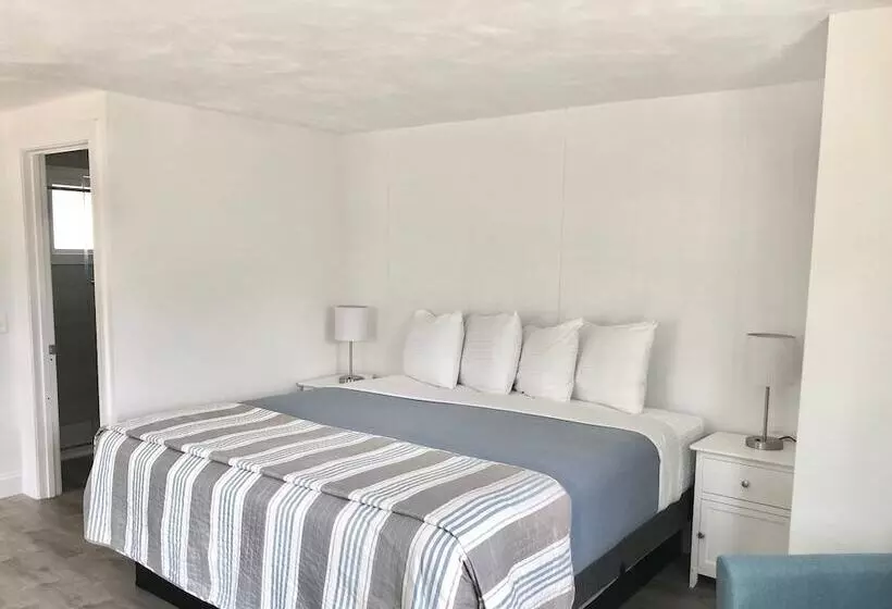 Hotelli Kingfisher Oceanside