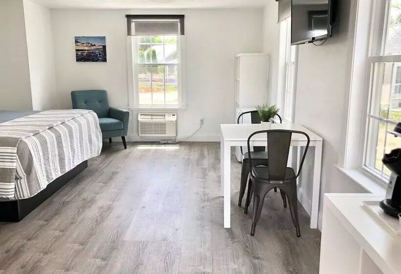 Hotelli Kingfisher Oceanside