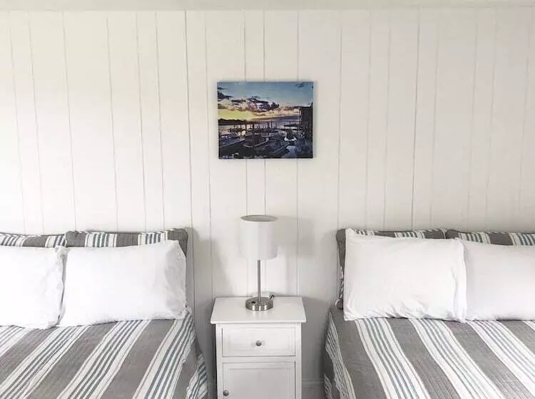 Hotelli Kingfisher Oceanside