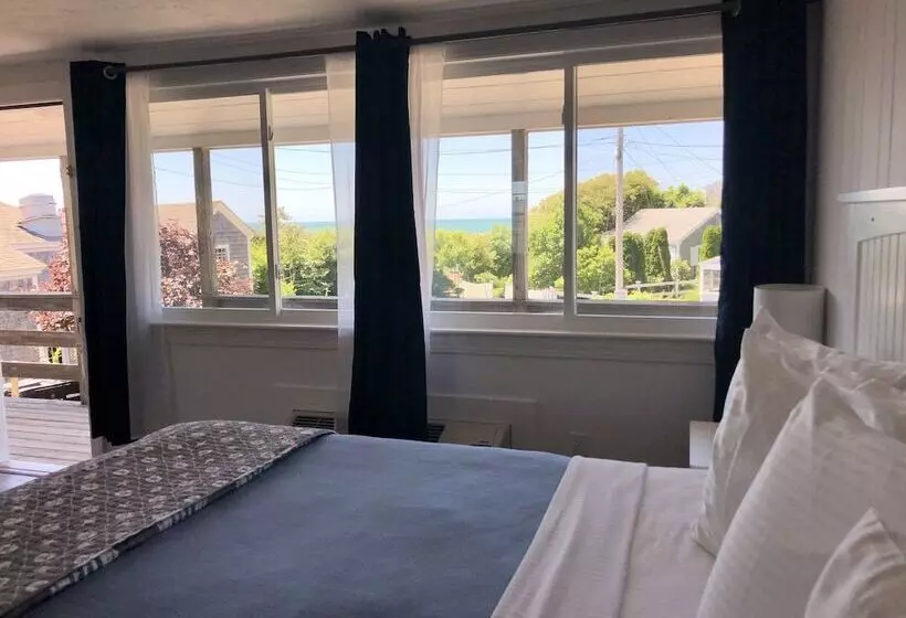 Hotelli Kingfisher Oceanside