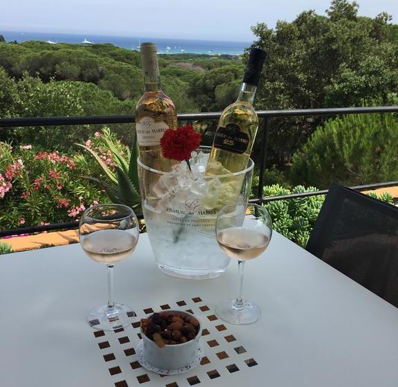 酒店 Hôtel Les Bouis Vue Mer