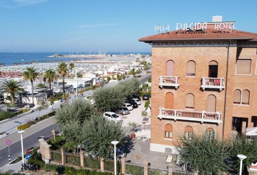 ホテル Villa Fulgida
