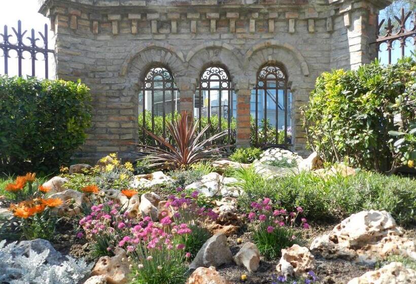 ホテル Villa Fulgida