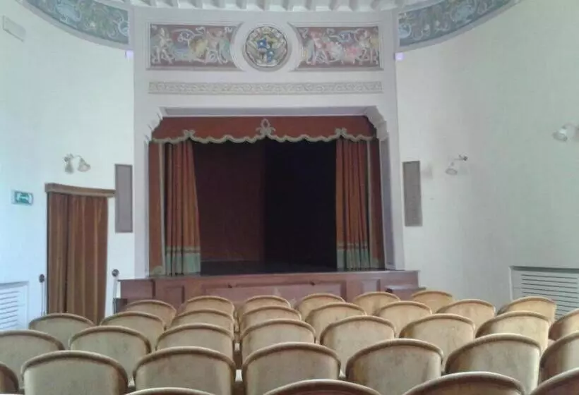 リゾートホテル Borgo La Grancia