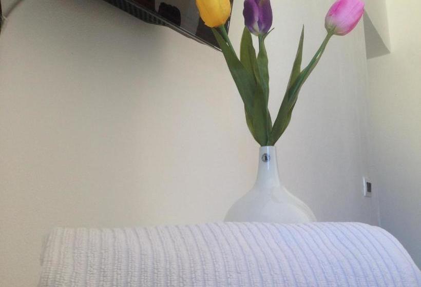 Bed and Breakfast A Due Passi Dal Centro