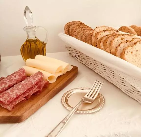 تختخواب و صبحانه Bianko Ecochic & L Angolo Di Levante