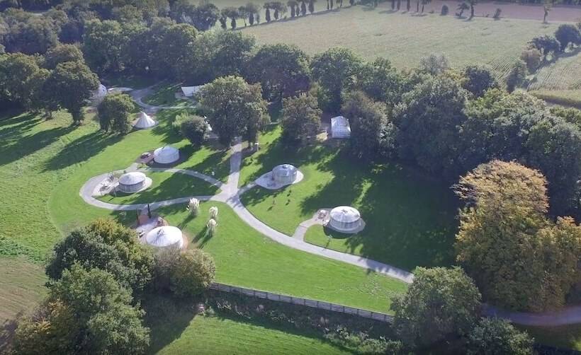 צימר Hébergements Insolites Domaine Arvor Spa