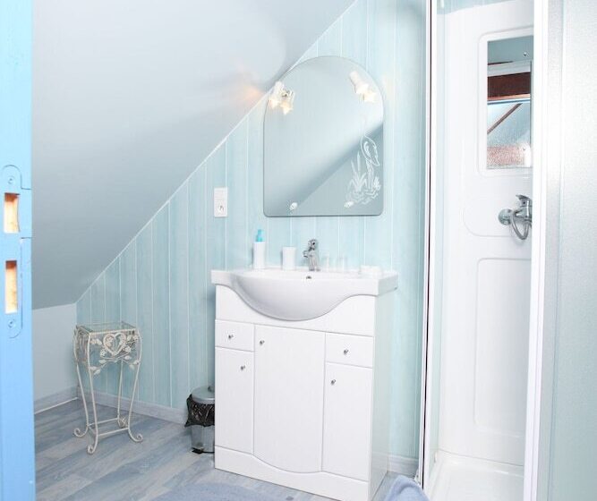 צימר Hébergements Insolites Domaine Arvor Spa