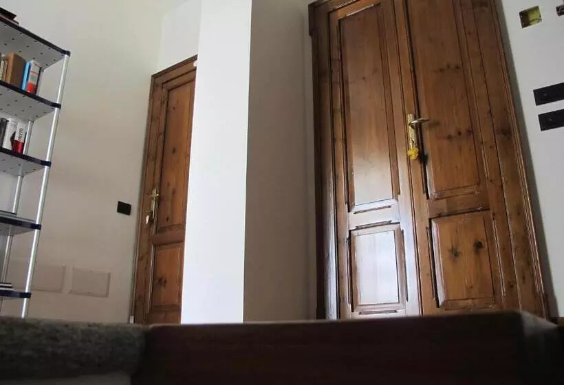 ベッドアンドブレックファースト Villa Emilia