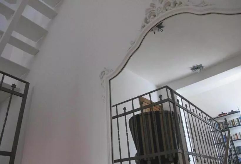 ベッドアンドブレックファースト Villa Emilia