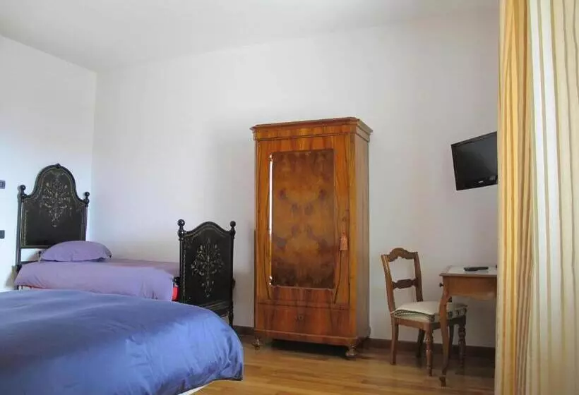 ベッドアンドブレックファースト Villa Emilia