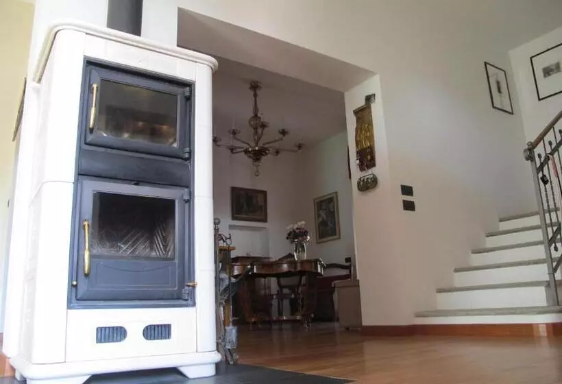 ベッドアンドブレックファースト Villa Emilia