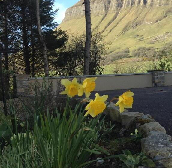 Benbulben Farmhouse B&b