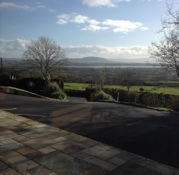Benbulben Farmhouse B&b