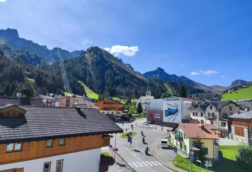 ホテル Albergo Pensione Sport