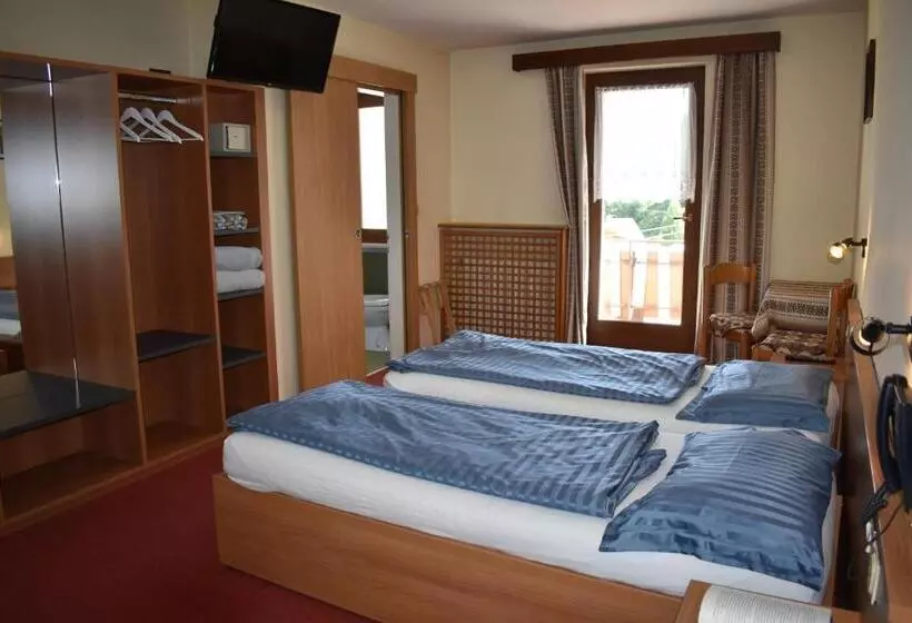 ホテル Albergo Pensione Sport