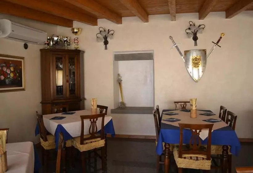ホテル Albergo Romanì