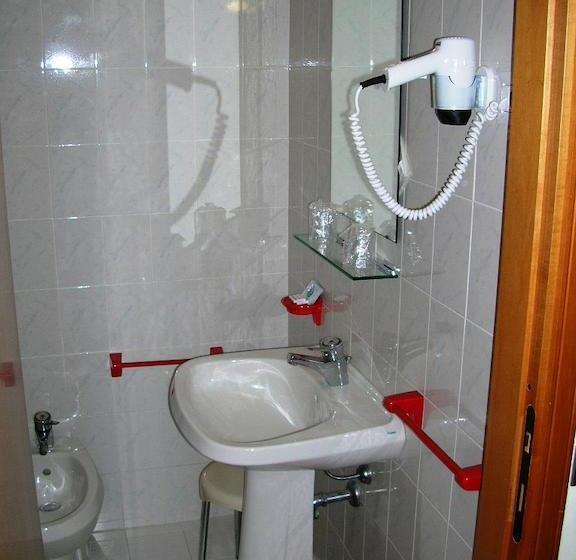 Отель Lieta Oasi