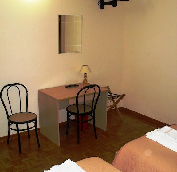 Отель Lieta Oasi