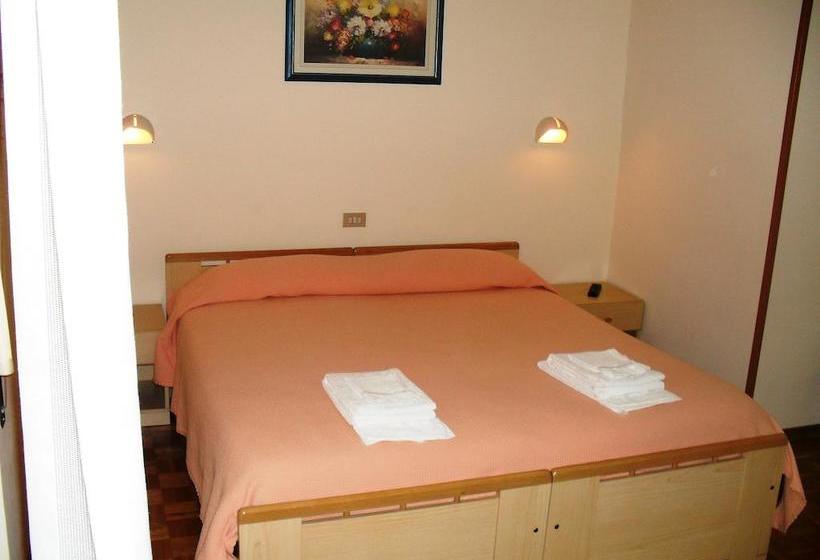 Отель Lieta Oasi