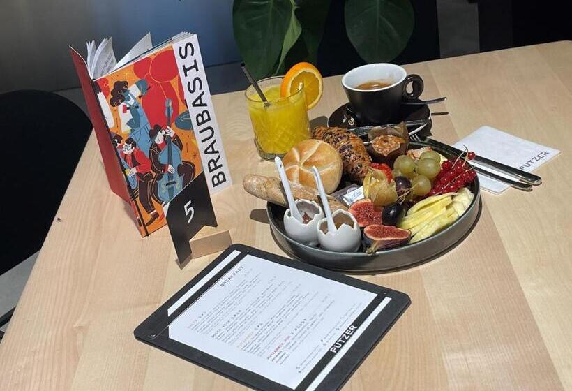 Отель Restaurant Putzer