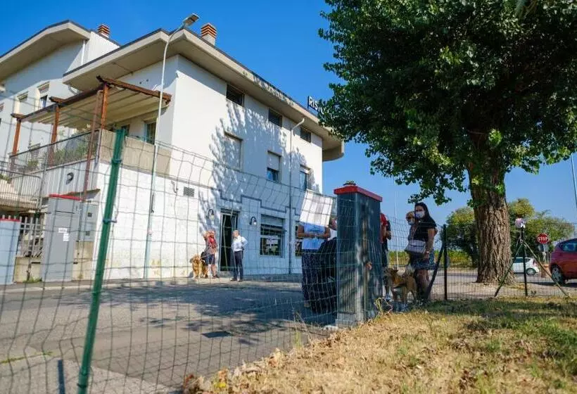 Hotelli Ristorante Brusco