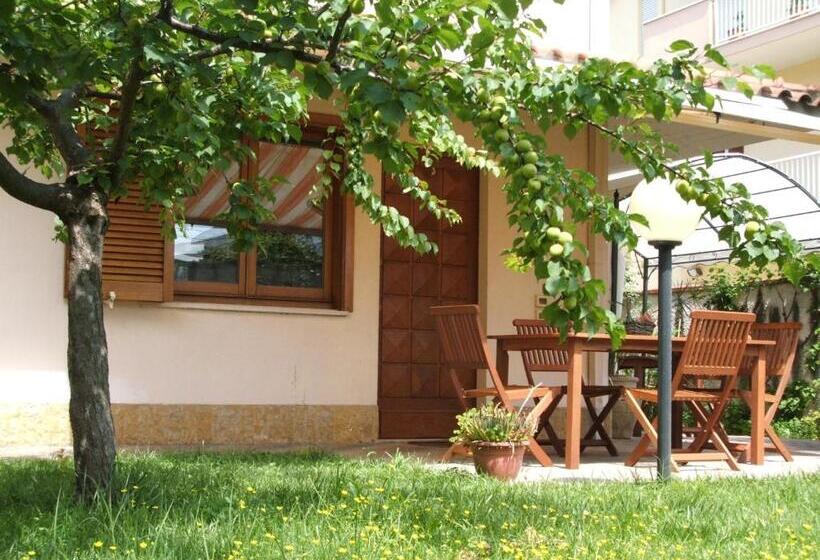 צימר Brezza Marina Studios