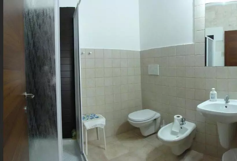 Aamiaismajoitus (B&B) Ape Rossa