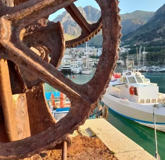 Aamiaismajoitus (B&B) Aziyz Camere