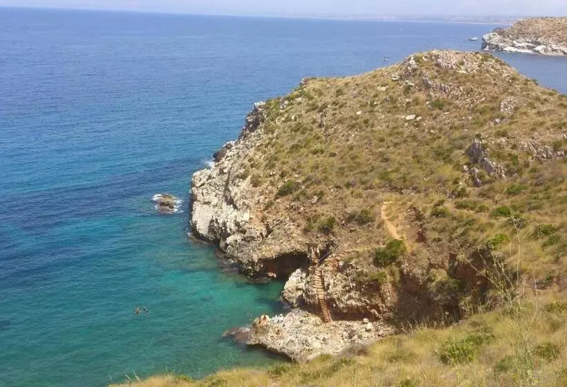 Aamiaismajoitus (B&B) Aziyz Camere