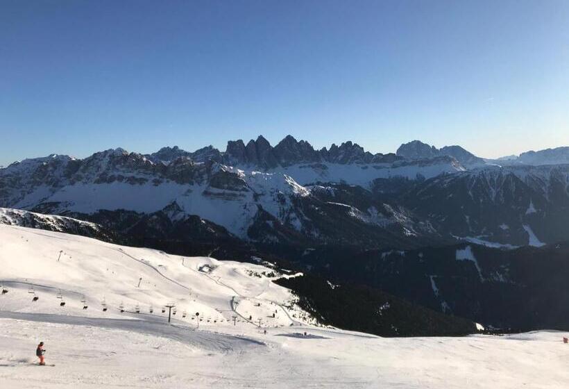 مبيت وإفطار Haus Lasaun